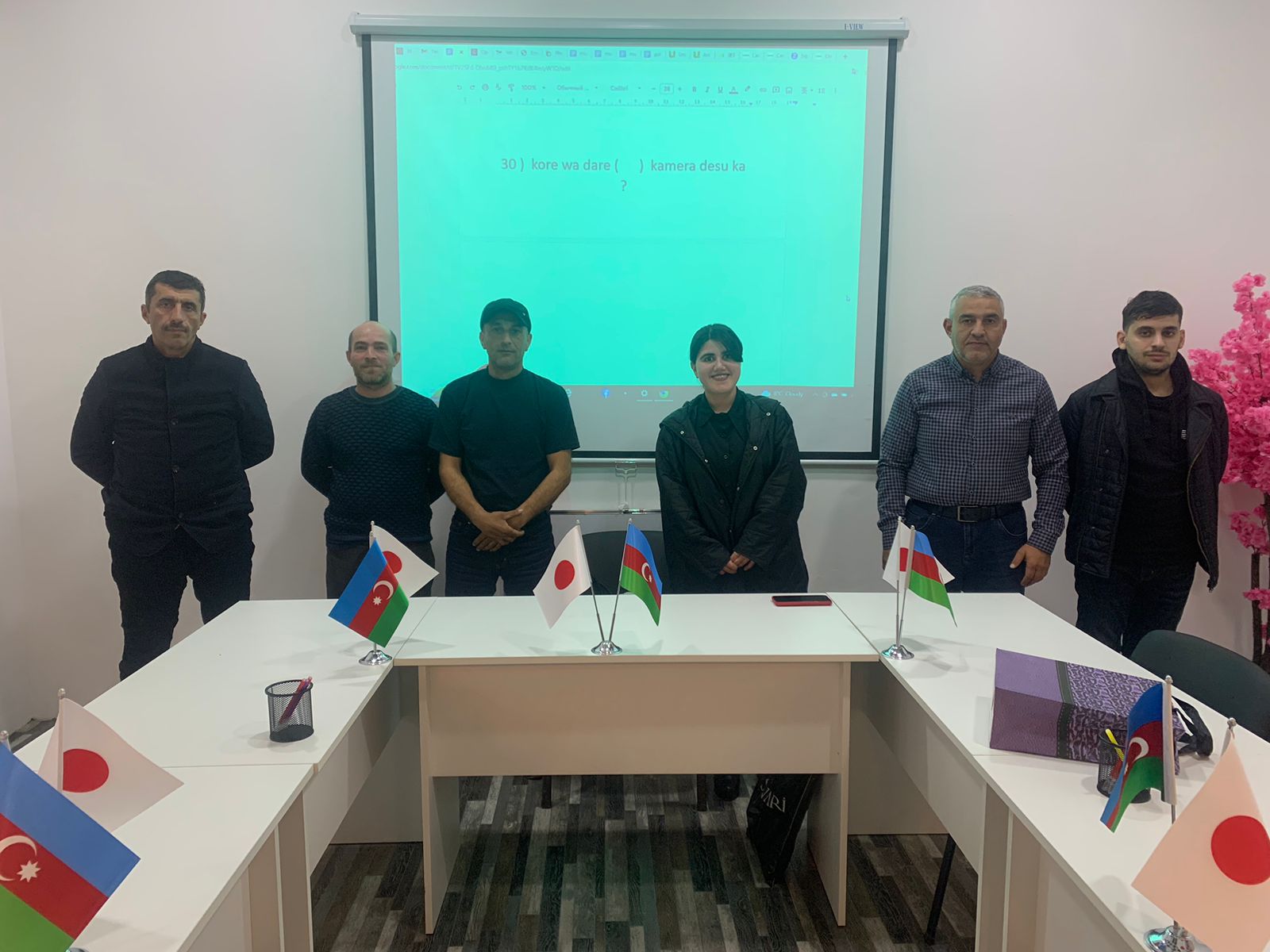 Yatohiko AZE şirkəti bir qrup tələbələrini təlimə hazırlayır